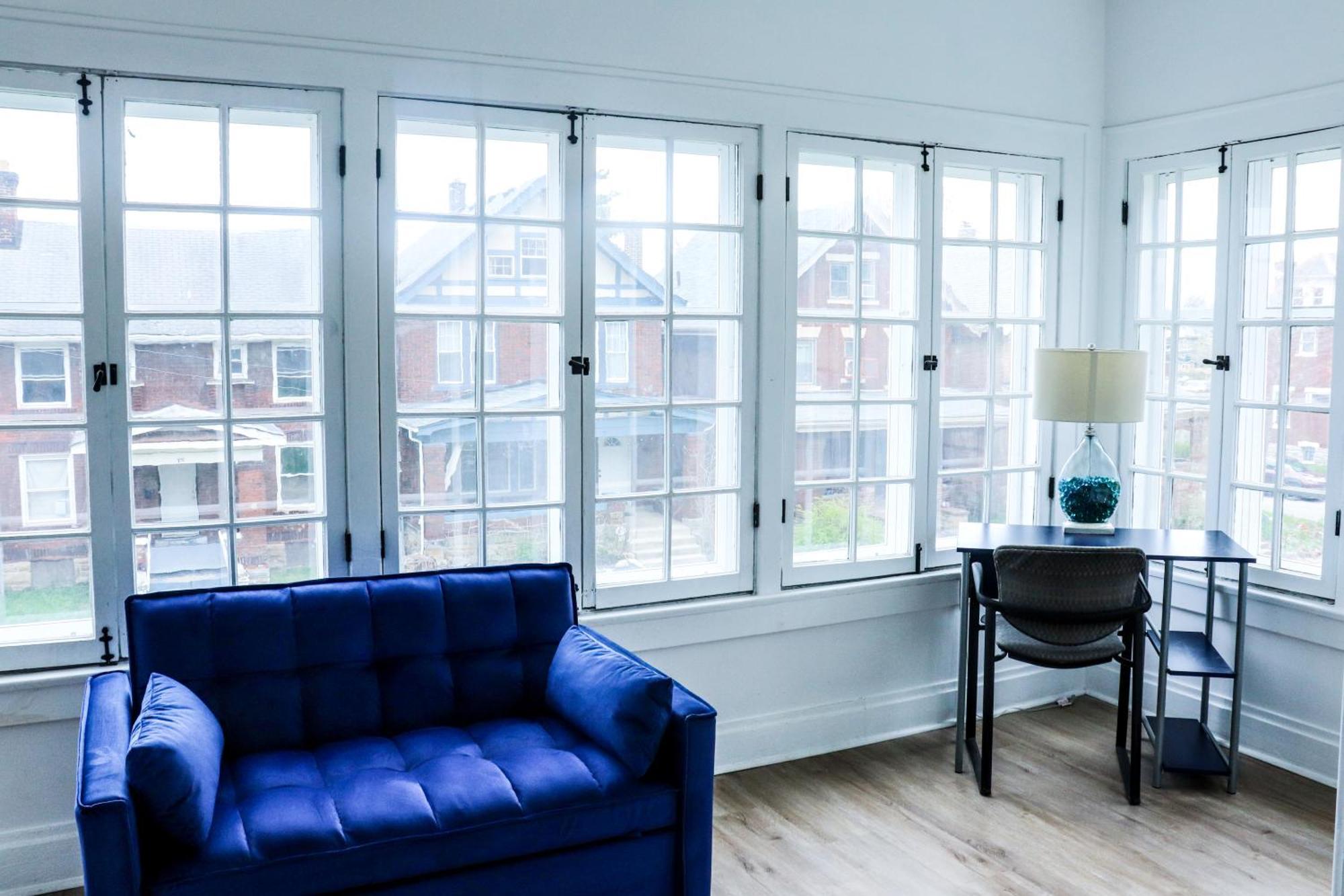 Downtown Retreat - 2Br Oasis Apartment Columbus Luaran gambar